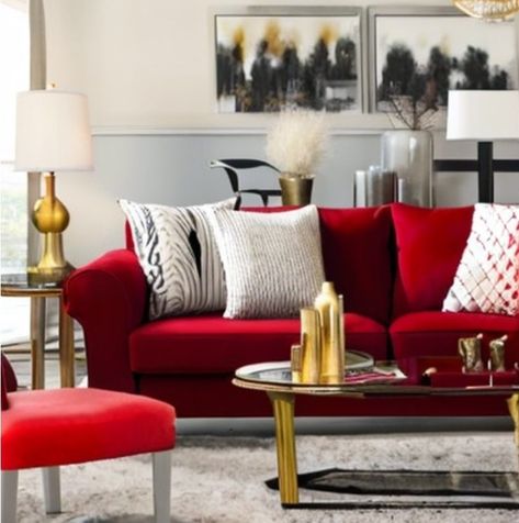 Gold Decor Living Room, Living Room Red Couch, Gold Living Room Decor, Red Bedroom, Gold Rooms, Red Couch, Open Plan Kitchen Living Room, Japandi Interior, Condo Ideas