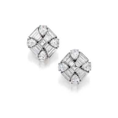 winston, harry ||| earclips ||| sotheby's n09594lot96s4hen Real Diamond Earrings, Gold Bar Earrings, Silver Dog, Dog Pendant, Harry Winston, Jewelry Designers, Celestial Jewelry, Cz Jewelry, Star Jewelry