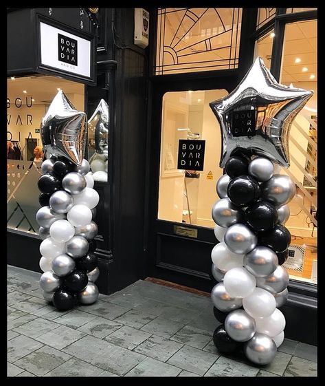 Black And Silver Balloon Columns, Silver And Black Graduation Party Ideas, Star Balloon Decorations, Graduation Balloon Columns Ideas, Black And Silver Prom Decorations, Stars Birthday Decorations, Silver And Black Party Decorations, Grand Opening Decorations Ideas, Black And Silver Graduation Party