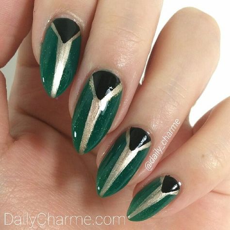 Loki Acrylic Nails, Marvel Nails Designs Easy, Loki Nails Designs, Loki Nail Art, Loki Nails, Avengers Nails, Marvel Nails, Harry Potter Nails, Thor The Dark World