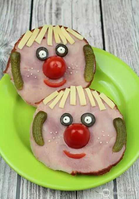 funny food - lustiges essen für gross und klein creativ zubereitet Decorações Com Comidas, Food Art For Kids, Childrens Meals, Food Funny, Kids Treat, Fun Lunch, Easy Food Art, Funny Food, Kids Funny