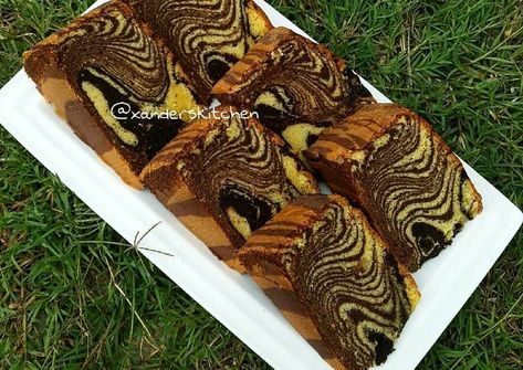 Zebra cake Cake Boss Recipes, Quick Cooking Recipes, Resep Cake, Sushi Night, Zebra Cake, Magic Recipe, Baby Cakes, Wedding Cakes With Flowers, Cake Boss