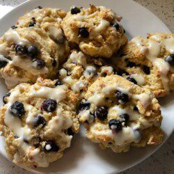 Blueberry Scones Recipe, Drop Scones, Lemon Scones, Lemon Blueberry Muffins, Lemon Yogurt, Blueberry Scones, Scones Recipe, Lemon Glaze, Low Fat Yogurt