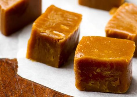 Homemade Butterscotch Candy, Homemade Butterscotch Chips, Butterscotch Candy Recipe, Butterscotch Candies, Homemade Butterscotch, Hard Candy Recipes, Butterscotch Candy, Organic Candy, Easy Candy Recipes