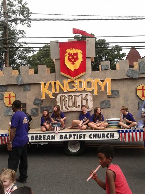 Our parade float which we then used to decorate our stage for the week of vbs! Medieval Parade Float, Castle Floats Parade, Medieval Classroom, Senior Parade, Kids Parade Floats, Castle Vbs, Kingdom Vbs, Parade Ideas, Vbs 2023