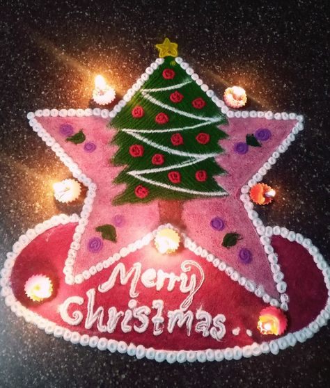 Simple Christmas Rangoli 🎄🌟💗 Santa Claus Rangoli, Christmas Kolam Rangoli, Rangoli For Christmas, Christmas Rangoli Design, Christmas Kolam, Christmas Rangoli, Easy Rangoli Designs, Easy Rangoli, Kolam Designs