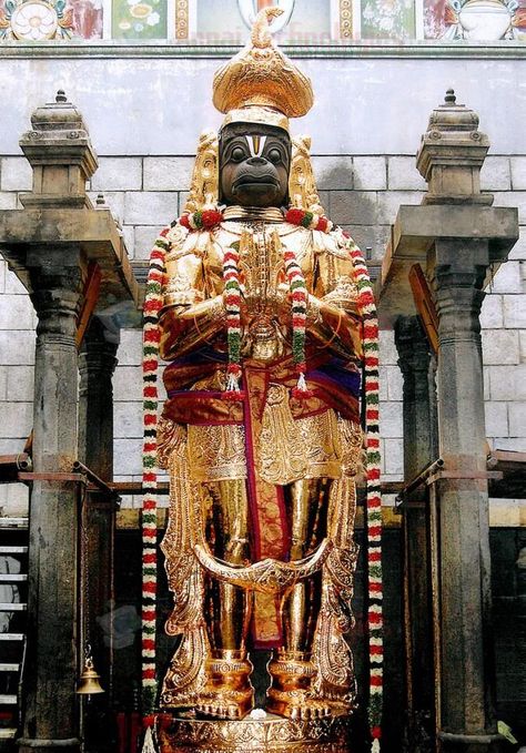 Anjaneyar Temple located in Namakkal District of Tamilnadu. The temple is in the heart of the Namakkal town. The idol of Anjaneyar is 18 ft. tall, making it one of the tallest idols of Hanuman in India. Devotees pray here for getting success in marriage alliances, child boon and for academic distinctions. It is believed that if one who performs special pujas here on #HanumanJayanthi, one will be relieved of the ill effects of Planets Shani & Rahu.  #NamakkalAnjaneyarTemple #HanumanJayanti2019 Namakkal Anjaneyar, Lord Anjaneya, Hanuman Mantra, Hanuman Jayanthi, Hanuman Temple, Sri Hanuman, God Hanuman, Hanuman Hd, Hanuman Ji Wallpapers