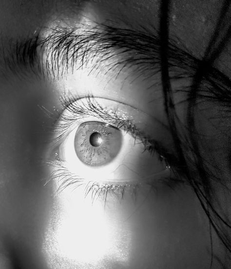 Eyes inspo, black and white photography Eye Photography, Black And White Film, Photography Inspo, Black And White Photography, Art Inspo, Black And White, White, Photography, Black