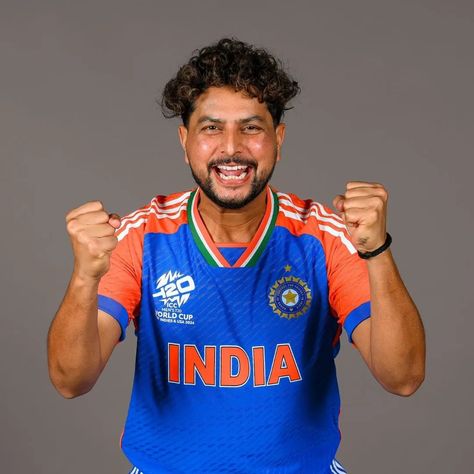 No Kuldeep Yadav and Yuzvendra Chahal for India today. Tube Drawing, Kuldeep Yadav, N Logo Design, Design Mockup Free, Self Portrait Poses, Troll Face, Gold Face, Portrait Sketches, Virat Kohli