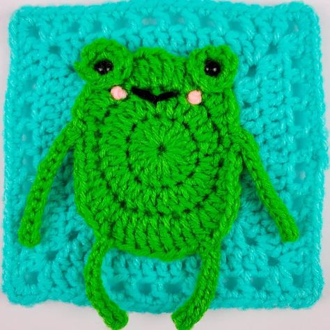 30+ Free Granny Square Patterns - Gathered Frog Granny Square, Patchwork Crochet Sweater, Free Granny Square Pattern, C Is For Craft, Alpha Patterns Crochet, Crochet A Granny Square, Sarah C, Frog Crochet, Crochet Applique Patterns Free