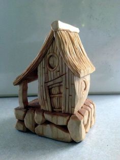 Far-Fetched Small Wood Carving Projects (11) Small Wood Carving, Whimsical Carvings, Wood Carving Projects, Carving Projects, Wood Carving Faces, Simple Wood Carving, Dremel Carving, Wood Carving For Beginners, Turned Art