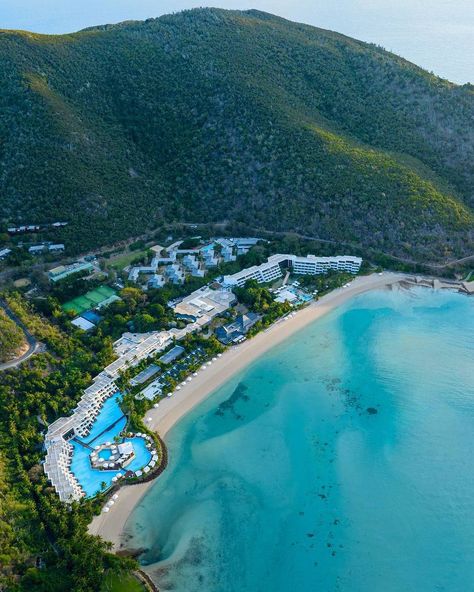 InterContinental Hayman Island | Step into a world of pure bliss at InterContinental Hayman Island Resort. Learn more and start your Hayman holiday via the link in our… | Instagram Hayman Island, Dream Holiday, Island Resort, July 12, Holiday Destinations, After School, A World, Pure Products, Instagram