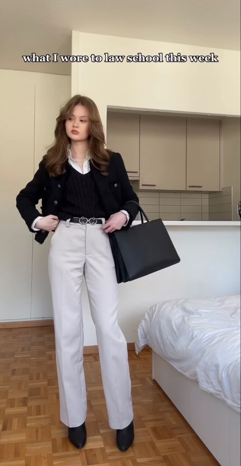 Rich Outfits, Collage Outfits, Corporate Attire, Average Person, Casual Day Outfits, Classy Work Outfits, Korean Girl Fashion, Easy Trendy Outfits, Stylish Work Outfits