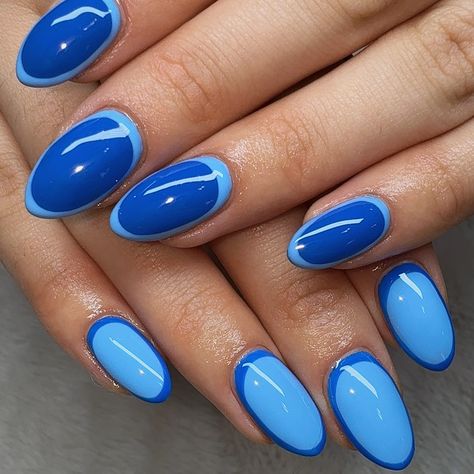 Wavy Blue Nails, Blue Monochrome Nails, Cyan Blue Nails, Nude Sparkle Nails, Nails Wildflower, Wildflower Nails, Croc Print Nails, Monochrome Nails, Pink Picnic