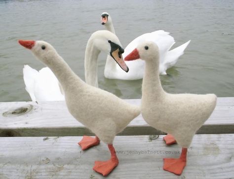 Jenny Barnett Geese Needle Felted Partridge, Goose Plush, Needle Felted Goose, Giant Goose Plush, Felted Duckling, Needle Felted Ornaments, Needle Felting Tutorial, Teddy Bear Sewing Pattern, Paper Mache Animals