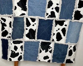 upcycled denim, cow print, rag quilt, minky quilt Cow Print Quilt Ideas, Cow Print Quilt, Cow Quilt, Textiles Ideas, Minky Quilt, Rag Quilt, Upcycled Denim, Printed Quilt, Quilt Ideas