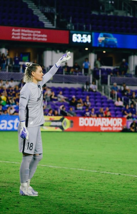 Ashlyn Harris Ashley Harris, Ashlyn Harris, Soccer Field, Soccer, Football, Quick Saves, American Football