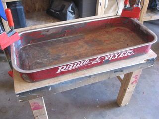 Red Flyer Wagon, Radio Flyer Wagon, Metal Wagon, Kids Wagon, Radio Flyer Wagons, Old Radio, Painted Beds, Bed Interior, Old Wagons