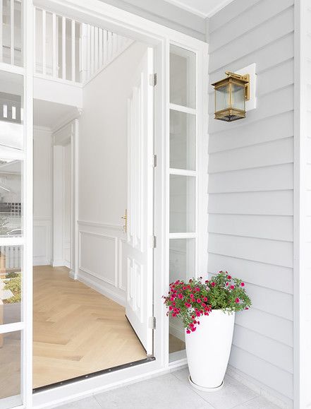 Queenslander Front Door, Hamptons Style Front Door, Boho Entry Way, Hamptons Front Door, Hampton Style Exterior, Renovation Aesthetic, Hamptons Exterior, Boho Entry, Lounge Room Decor