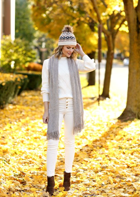 Love this combination of soft neutrals & cozy layers White Coudroy Pants Outfits, What To Wear With White Corduroy Pants, Corduroy Pants Outfit White, White Casual Corduroy Pants, Ivory Corduroy Pants, White Jeans Winter, How To Wear White Jeans, Penny Pincher Fashion, Fall Neutrals