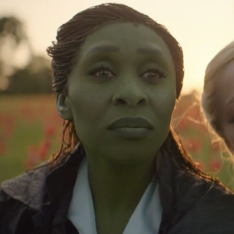 cynthia erivo as elphaba wicked movie lq icons pfp Elphaba Cynthia Erivo, Wicked Pfp, Glinda And Elphaba, Elphaba Wicked, Wicked Elphaba, Wicked Movie, Character Icons, Cynthia Erivo, Ariana Grande Fans