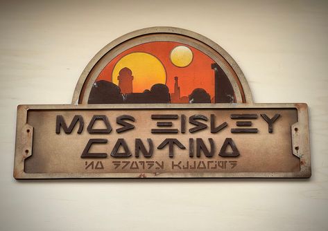 Mancave Office Ideas, Star Wars Cantina, Mos Eisley Cantina, Vermont House, Tiki Bar Signs, Fantasy Star, Poplar Plywood, Mos Eisley, Nintendo World