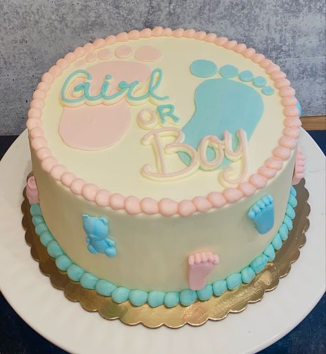 @hopelo24 Baby Shower Gender Reveal Cake, Gender Reveal Dessert, Boy Gender Reveal, Gender Reveal Cake, Baby Shower Gender Reveal, Gender Reveal, Baby Shower, Pastel, Dessert