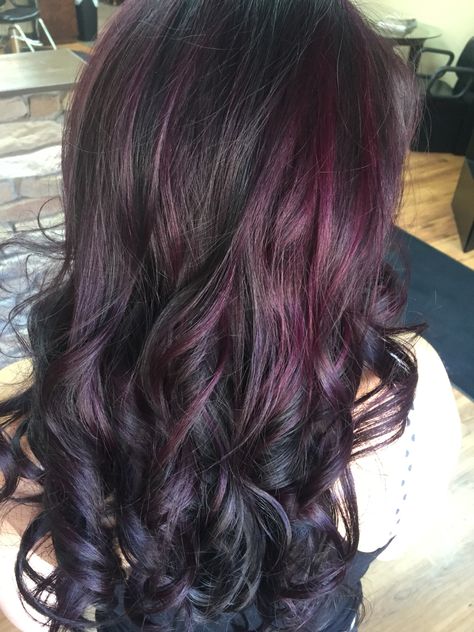 Purple highlights on dark hair! Purple Highlights On Dark Hair, Dark Hair Purple Highlights, Purple Chunky Highlights, Hair With Purple, Highlights On Dark Hair, Glam Ideas, Purple Hair Highlights, Highlights Natural, Dark Purple Hair