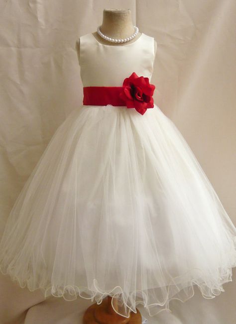 Wedding Vegas, Anna Sophia, Rockabilly Wedding, Red And White Weddings, Tulle Bridesmaid, Wedding Party Flowers, Ivory Flower Girl Dresses, Girl Tutu, Red Bridesmaid Dresses