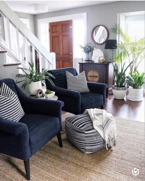 Navy Blue Accent Chair, Navy Chairs, Cheap Living Room Sets, Navy Living Rooms, Blue Accent Chairs, Best Outdoor Furniture, Blue Accent, Blue Living Room, Living Room Accents