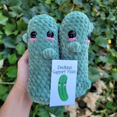 I love making these pickles 🥹🥒 . . . #crochet #crochetersofinstagram #CrochetAddict #pickle https://dluxecrochet.square.site/ Crochet Pickle Pattern, Crochet Eggplant, Crochet Emotional Support, Crochet Pickle, Emotional Support Pickle, Support Friends, Halloween Crochet, Amigurumi Toys, Emotional Support