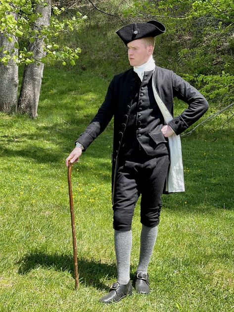 Colonial Mens Clothing, Gentleman Pose, Colonial Clothing, North Carolina History, Peter And The Starcatcher, Riding Habit, 18th Century Costume, 18th Century Clothing, Class Outfit