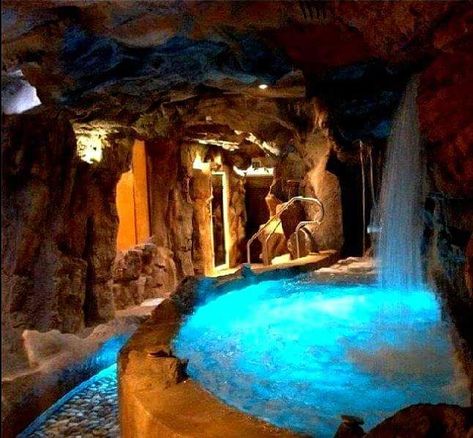 Grotto Pool, Pools Ideas, Underground Pool, Indoor Pool House, Cave Pool, Indoor Swimming Pool Design, Indoor Pool Design, Diy Hot Tub, Piscina Interior