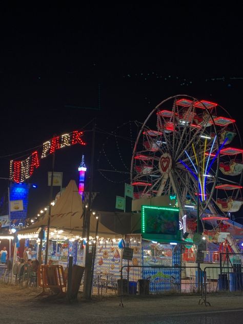 luna park aesthetic Fun Park Aesthetic, Luna Park Aesthetic, Savage Rivals, Aesthetic Theme Park, Theme Park Aesthetic, Things To Fo, Parks Aesthetic, Aesthetic Park, Truth Untold