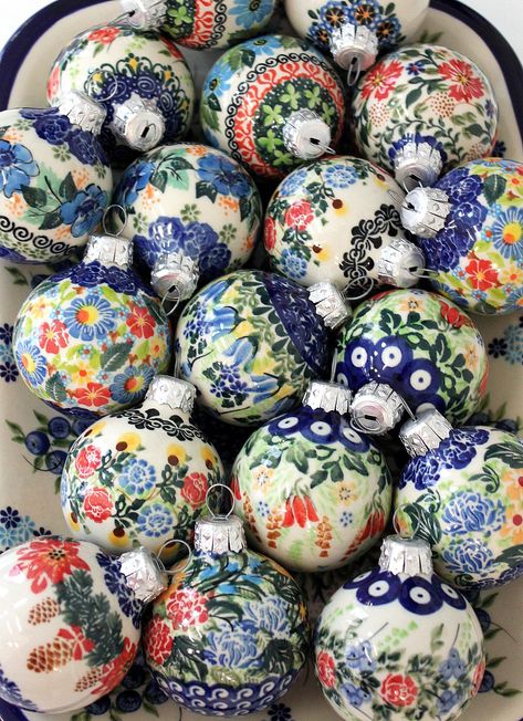 Polish Christmas Ornaments, Ceramics Christmas, Fashion Christmas Tree, Polish Heritage, International Craft, Polish Christmas, Pottery Ornaments, Polish Ceramics, Drop Cloth Curtains