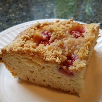 Drozdzowka (Polish Yeast Plum Cake) Recipe | Allrecipes Polish Breakfast, Babka Cake, Polish Foods, Fresh Cake, Edible Creations, Polish Food, Summer Baking, Cherry Cake, Plum Cake