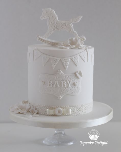 White Gender Reveal Cake, White Gender Reveal, Rocking Horse Cake, Cake Texture, Baby Shower Cakes Neutral, Horse Birthday Cake, Cap Cake, Baby Shower Dessert Table, Horse Cake