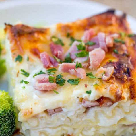 Chicken Cordon Bleu Lasagna - Dinner, then Dessert Slow Cooker Ham Soup, Cordon Bleu Lasagna, Chicken Cordon Bleu Lasagna, Family Dinner Night, Dinner Then Dessert, Ham Dinner, Chicken Cordon Bleu Casserole, Meat Lasagna, 30 Min Meals