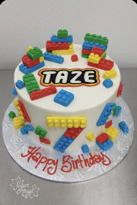 Lego Buttercream Cake, Lego Birthday Cookies, Lego Birthday Cake For Boys, Lego Birthday Party Cake, Lego Cakes For Boys, Lego Cake Ideas, Easy Lego Cake, Lego Torte, Lego Themed Cake