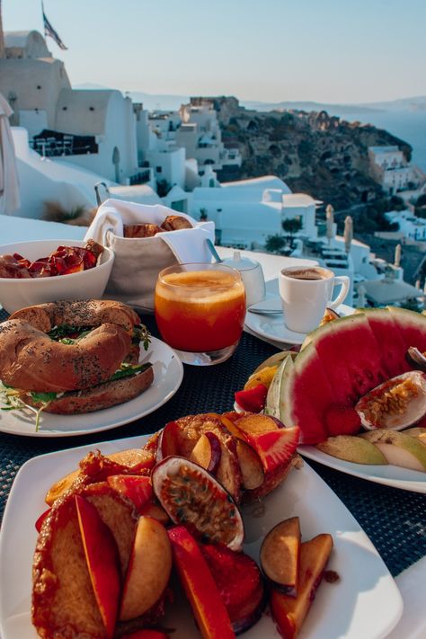 Where to Stay in Oía, Santorini: Charisma Suites — ELLIE FAYE Santorini Food, Greece Food, Greek Dinners, Oia Santorini Greece, Greece Beach, Vacation Meals, Greece Travel Guide, Oia Santorini, Greece Holiday