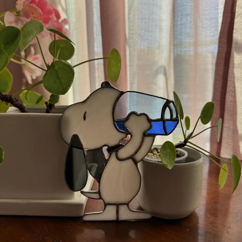 | I am so incredibly hyped on how my little guy came out!!! #stayhydrated #snoopy #snoopystainedglass | Instagram Snoopy Bedroom, Cool Stuff For Your Room, Random Cute Things, Snoopy Decor, Snoopy Stuff, Snoopy Dog, Mini Mundo, Gifts For Guys, Room Aesthetics