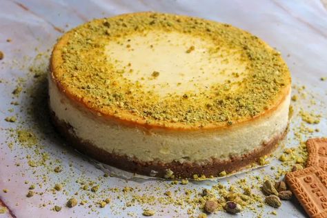 Gulab Jamun Cheesecake, Chai Cheesecake, Afternoon Tea Recipes, Gulab Jamun, Diwali Party, Bake Dessert, Indian Sweets, Quick Desserts, Desserts To Make