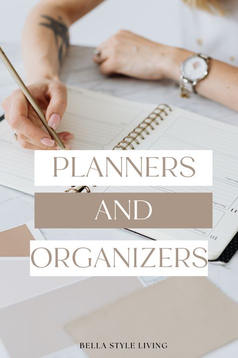 OMG! The best planners and organizers I've seen in a long time. I love the different recommendations. Best Planners And Organizers, Day Designer Planner, Best Daily Planner, Planners For College Students, Planner Brands, Kids Dentist, Organizational Tips, Planners And Organizers, Goal Setting Worksheet