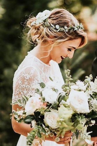 Wedding Hair Ideas, Flower Wedding Ring, Bridal Braids, Wedding Gown Styles, Trendy Wedding Hairstyles, Wedding Hair Inspiration, Wedding Hair Flowers, Bridesmaid Hairstyles, Wedding Forward