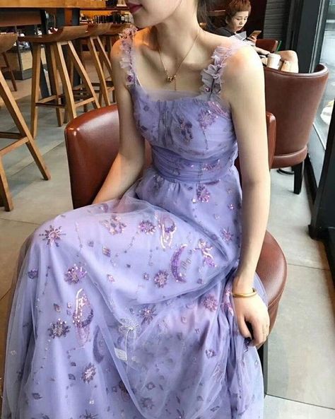 Lilac Graduation Dress, Prom Dresses Lilac, Dresses Lilac, Wedding Dress Skirt, Dreamy Clothes, Lilac Prom Dresses, Pretty Princess, Prom Dress Inspiration, Princess Dresses