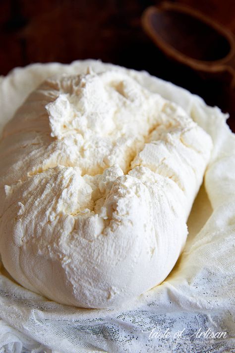 Freezing Cream Cheese, Cream Cheese At Home, Cheese Recipes Homemade, Cheese Making Recipes, French Delicacies, Cheese At Home, How To Make Cream, Dairy Desserts, Make Cream Cheese