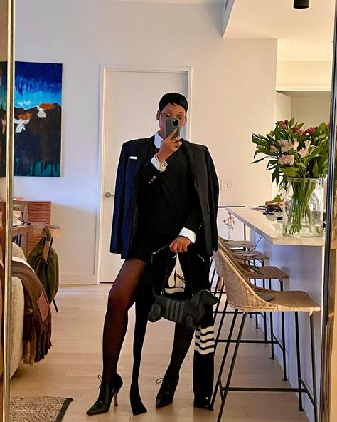 A late recently 🤍 | Instagram London Girl, Chic Clothing Style, Half Jacket, Style Muse, November 17, Instagram Inspiration, Fashion Killa, Sophisticated Style, Passion For Fashion