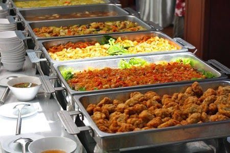 Fried Chicken buffet idea Katering Pernikahan, Wedding Catering Buffet, Wedding Buffet Food, Things To Ask, Catering Food Displays, Wedding Caterer, Catering Buffet, Gourmet Breakfast, Reception Food