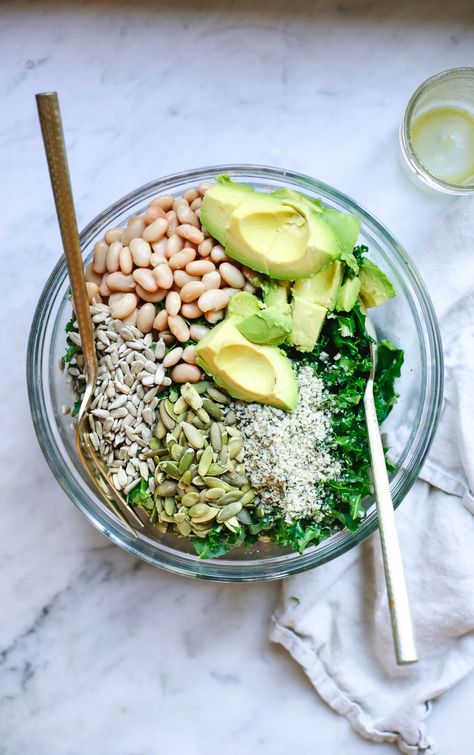 If you're looking for a kale white bean salad recipe, look no further than the famous Erewhon Kale Salad! Erewhon Salad, Kale White Bean, White Bean Salad Recipes, Kale And White Bean, Gerd Friendly, Vegan Detox, Bean Salad Recipe, Aip Paleo Recipes, Super Salads