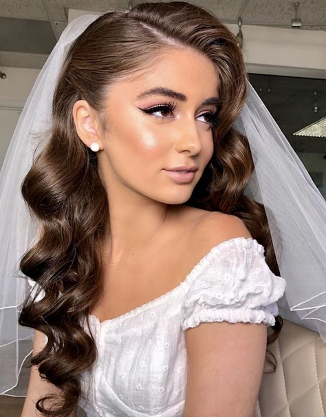 Hair With A Veil, Winter Wedding Hairstyles, Half Up Half Down Styles, Natural Bridal Hair, Bride Hairstyles With Veil, Bridal Waves, Down Styles, Bridal Hair Down, Winter Wedding Hair